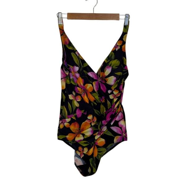 Not For Sale Miraclesuit Swimsuit Women 14 Black One Piece Stretch Vacation‎ - Picture 2 of 8